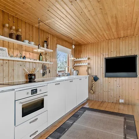 Holiday home Awesome In Grenaa With Wifi